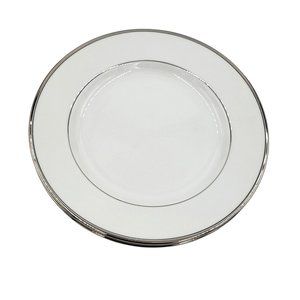 2 Mikasa Classic Platinum Lunch Plates White Platinum L3202 Excellent Condition